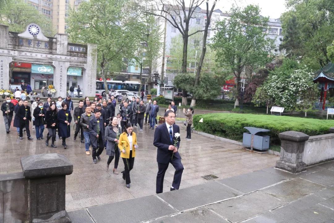 民革常德市委举行祭扫常德会战阵亡将士墓活动(图11)