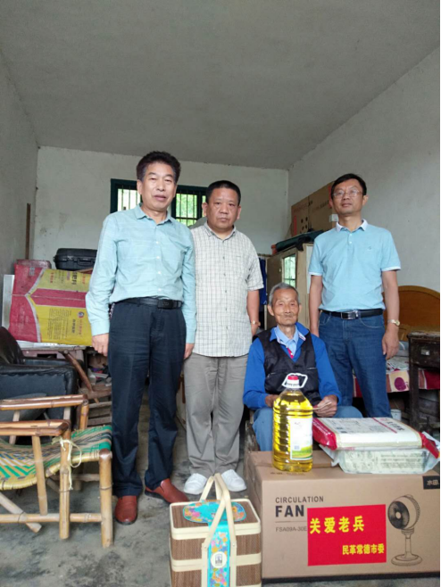 民革常德市委举行我们的节日·端午2020年关爱抗战老兵志愿服务系列活动(图16)