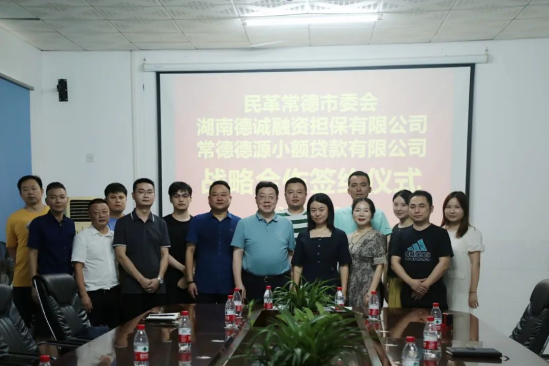 1-220F41A623B6.jpg
