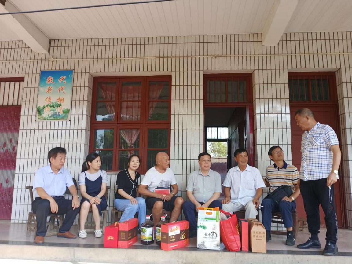 民革常德市委会举行“我们的节日·中秋”2021年关爱抗战老兵志愿服务活动(图4)