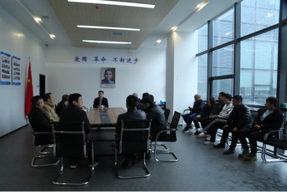 民革常德市委会召开全国两会精神传达学习报告会(图2)