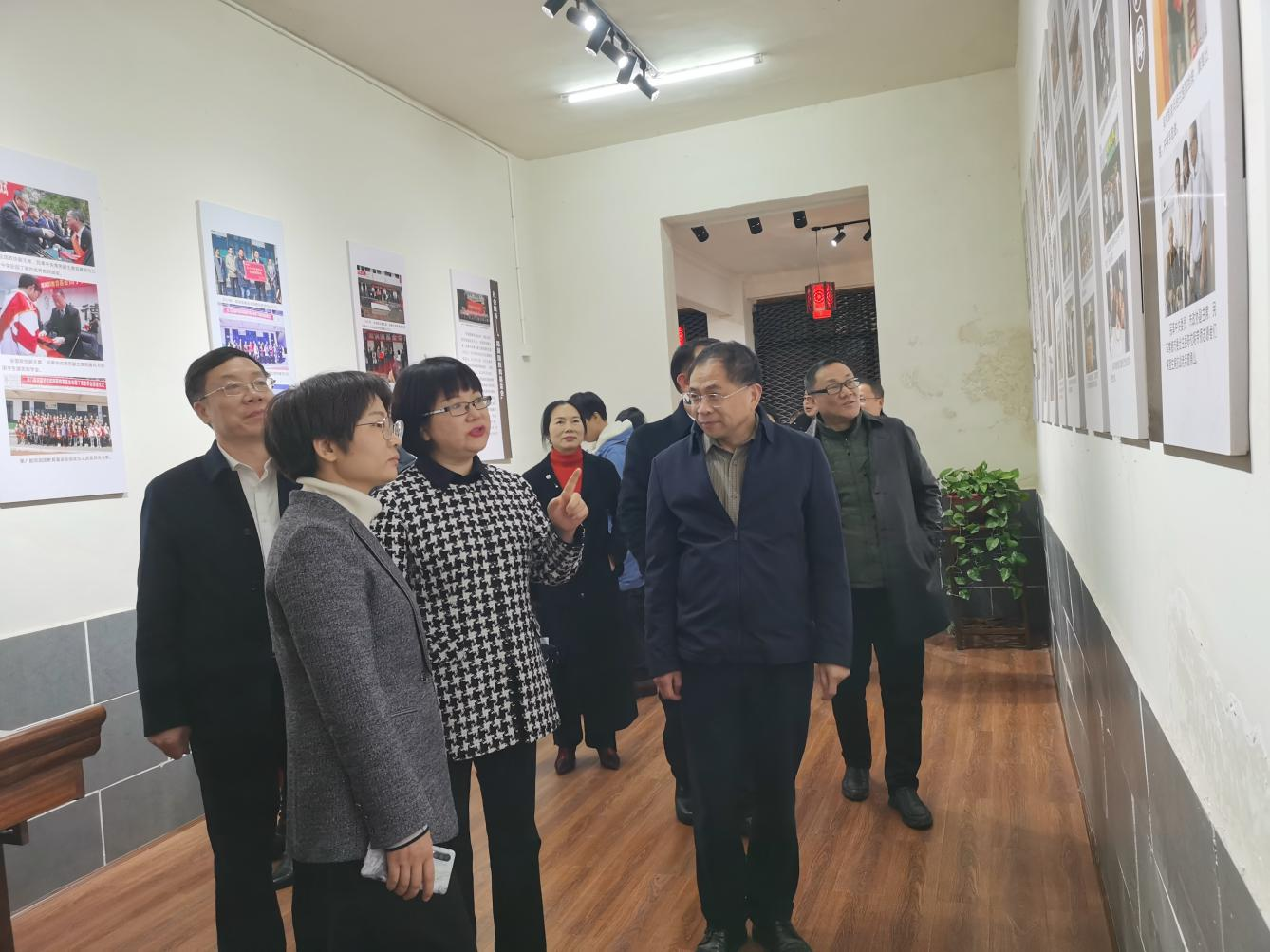 走访慰问暖人心 民革情谊寄心间(图1)