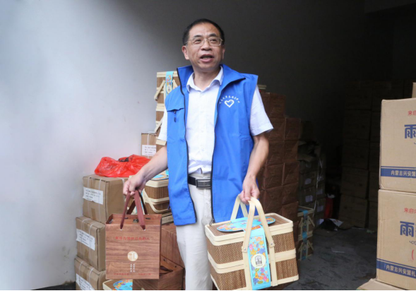 民革常德市委举行我们的节日·端午2020年关爱抗战老兵志愿服务系列活动(图5)