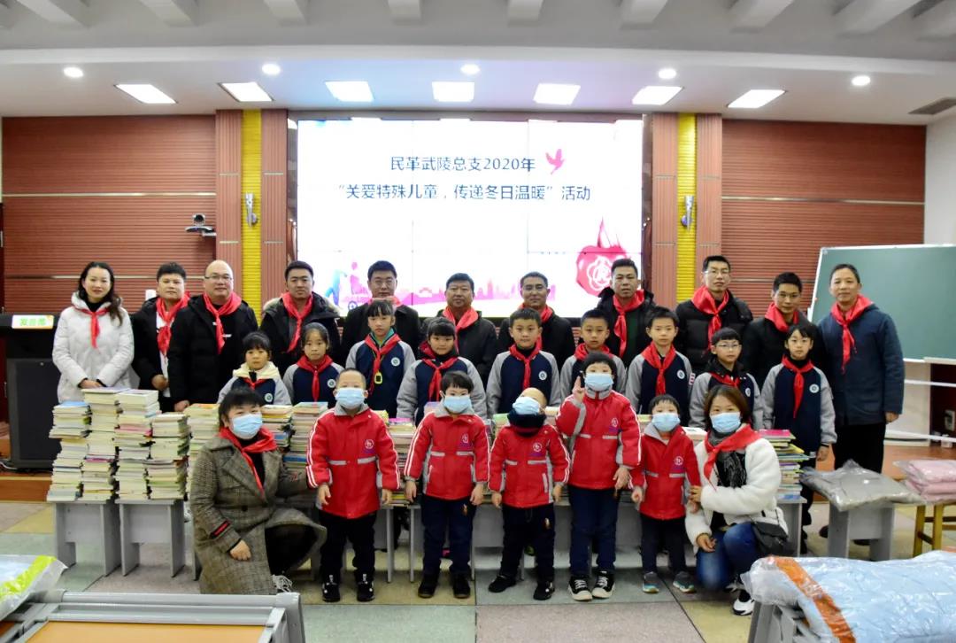 1-2012231FQ3491.jpg