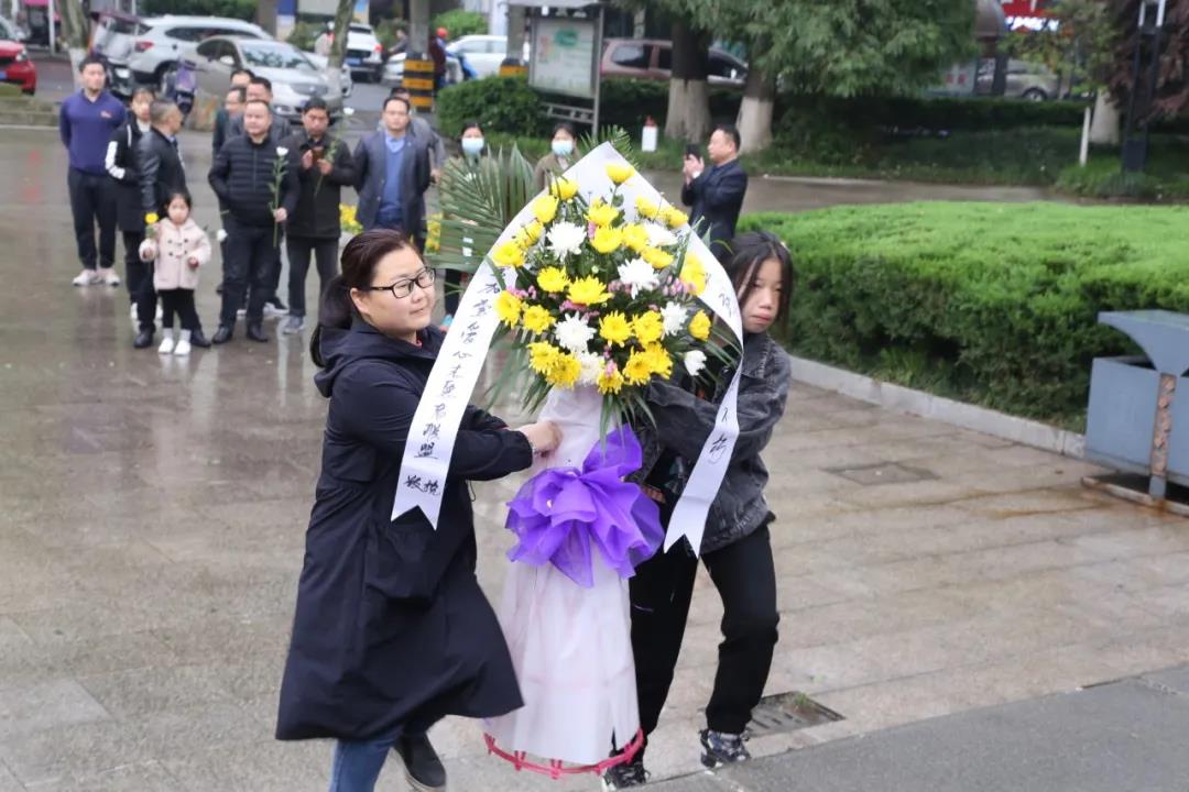 民革常德市委举行祭扫常德会战阵亡将士墓活动(图10)