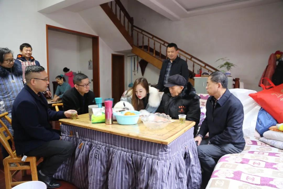 1-21022516244O33.jpg